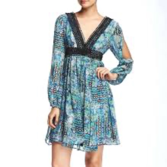 Betsey Johnson crochet trim printed gypset dress size 2 - Picture 1 of 6